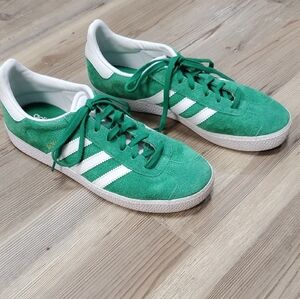 Adidas Green Gazelle Sneakers with White Stripes Size 6 1/2